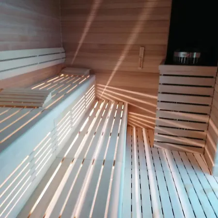 Hanza Tower Apartment-basen * 什切青