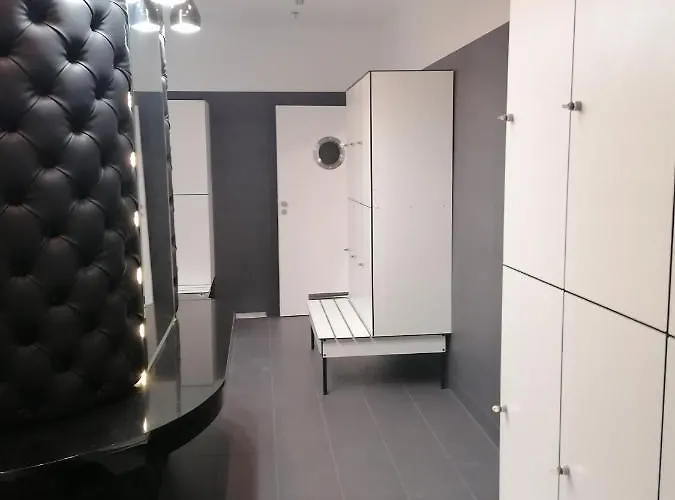 Hanza Tower Apartment-basen * Szczecin