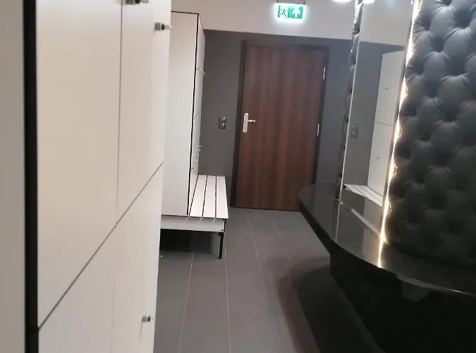 Hanza Tower Apartment-basen Appartement