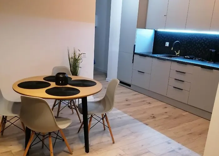 Appartement Hanza Tower Apartment-basen